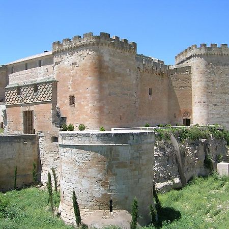 Posada Real Castillo Del Buen Amor Topas Exterior foto